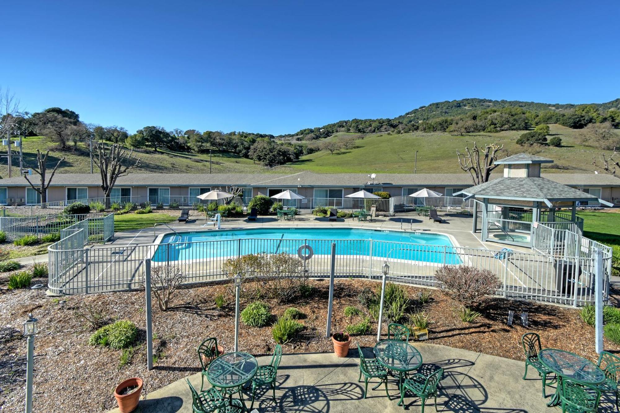 Days Inn By Wyndham Novato/San Francisco Exterior foto